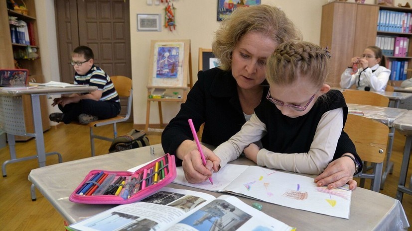 Педагоги из Бузулукского района могут принять участие в программе "Земской учитель"