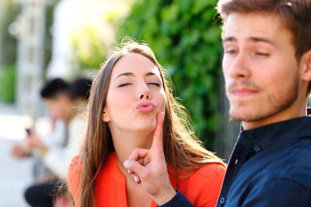 6 фраз женщины, говорящих мужчине о том, что у нее давно не было отношений