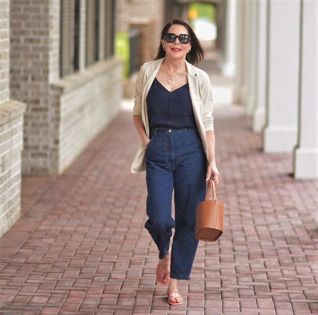 Предметы гардероба, которые превращают одних женщин в кокетливых красавиц, а других в непривлекательных и старомодных особ