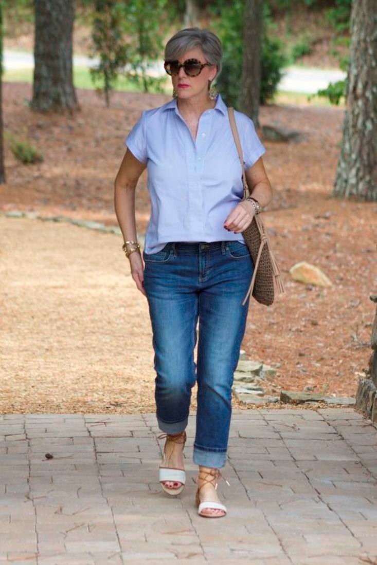 Стильная и удобная обувь, которую носят пенсионерки-иностранки