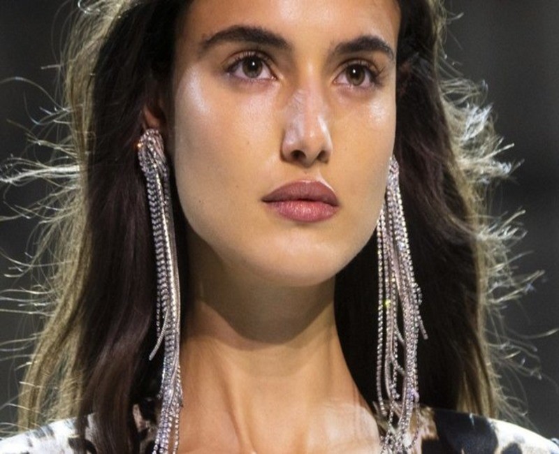 5 аксессуаров уверенных в себе женщин