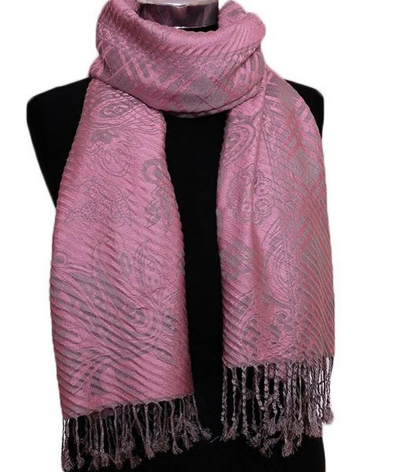 5 деталей, которые есть у вещей от оригинального бренда, но отсутствуют у подделок