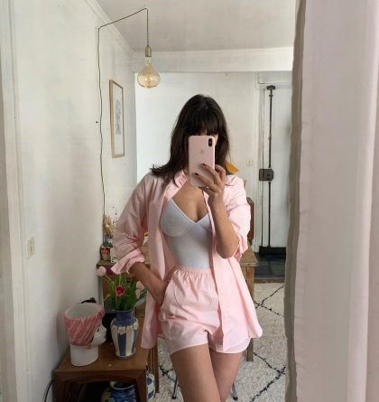 В какой домашней одежде ходят известные парижанки