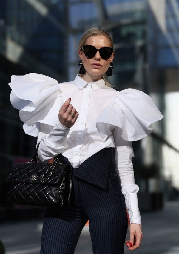 7 блузок, которые носят утонченные модницы