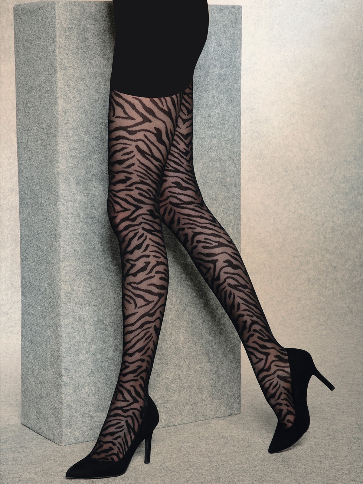 Осень 2020: 5 модных новинок колготок