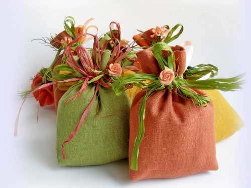 Какими способами должна пользоваться каждая женщина, чтобы вкусно и свежо пахнуть