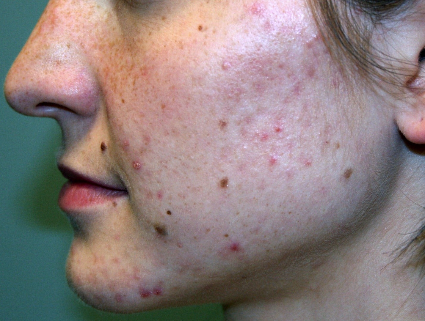 7 ошибок в макияже обычной женщины