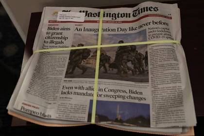 Администрация Байдена собралась помогать американским СМИ в России