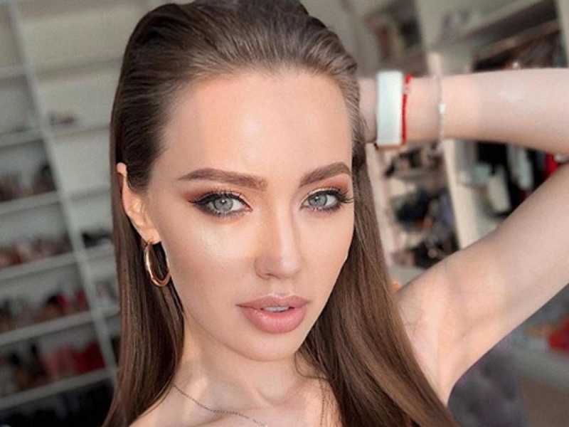 Младшая дочь попыталась сбежать от Костенко