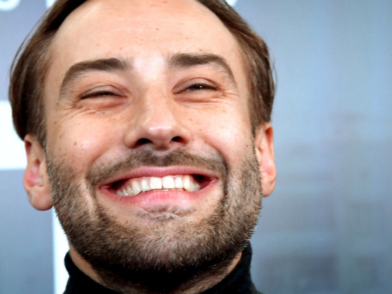 Недолго музыка играла: скучного Шепелева выгнали с ТНТ