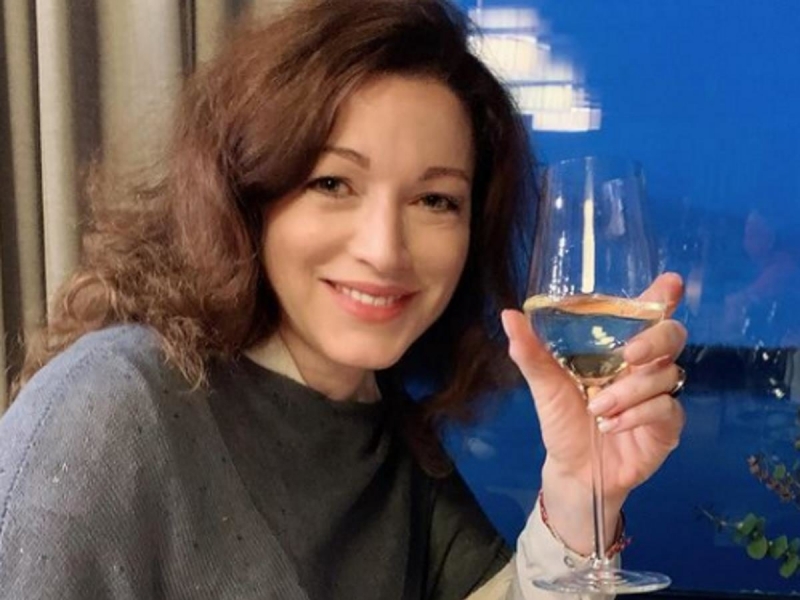 Партнер отдал Алене Хмельницкой свои трусы