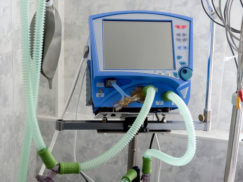 СК возбудил дело после смерти пациентов подмосковной больницы, подключенных к ИВЛ