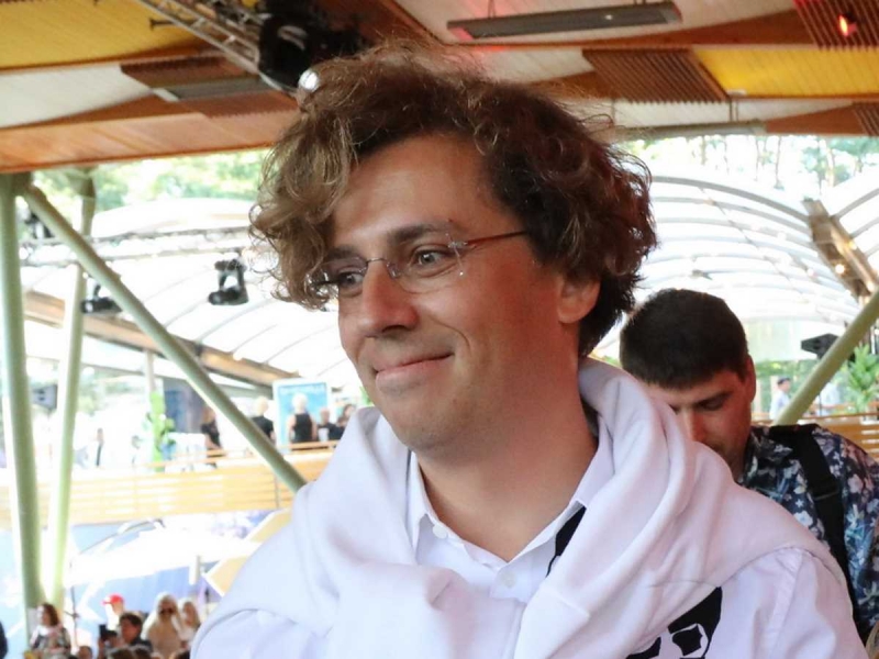 «У нее разные кнопки»: Галкин рассказал о Пугачевой на популярном шоу