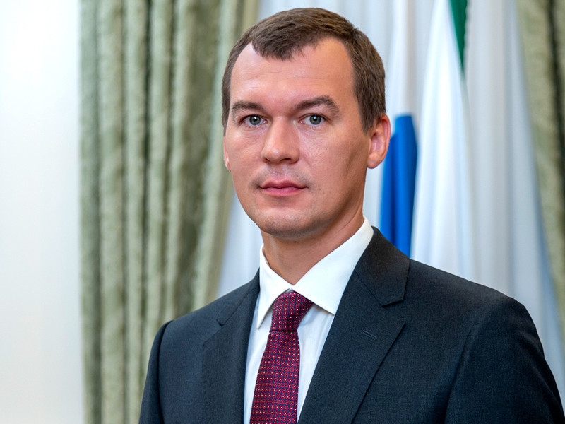 В Хабаровске не смогли найти охранников для Михаила Дегтярева. На конкурс не подали ни одной заявки