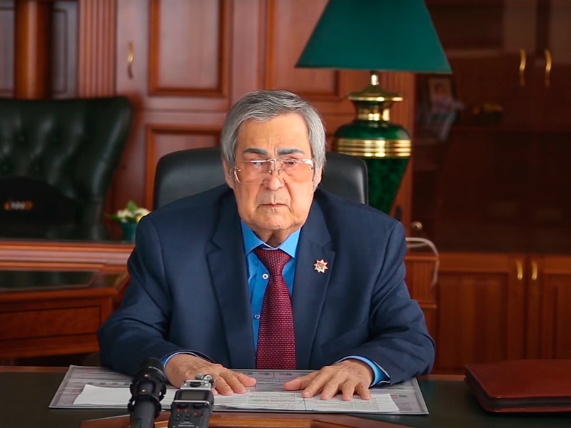 Бывший губернатор Тулеев считает, что причиной пожара в ТЦ "Зимняя вишня", где погибла его племянница, мог быть поджог