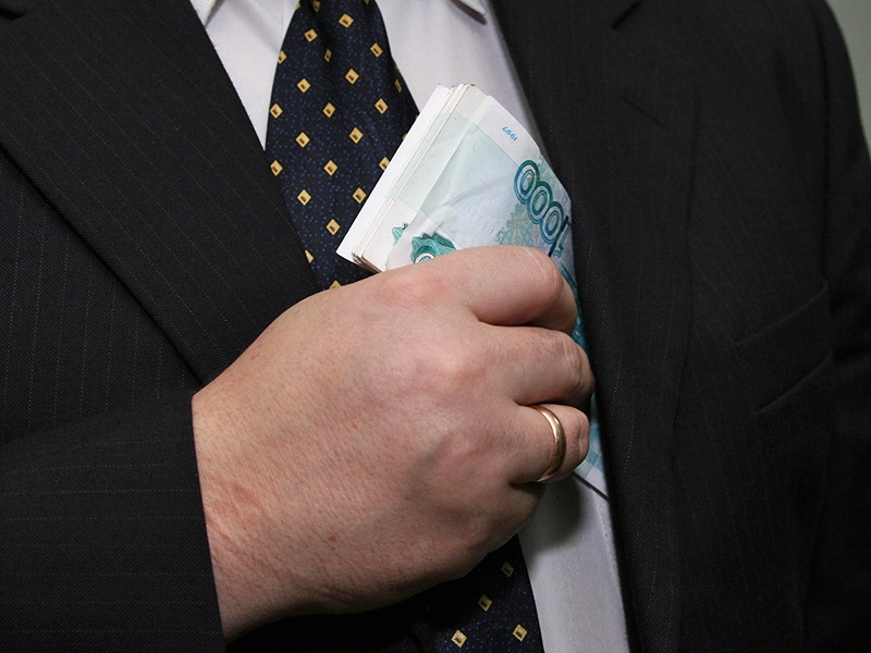 Генпрокуратура назвала самые коррумпированные регионы и профессии - лидеры по мелким взяткам