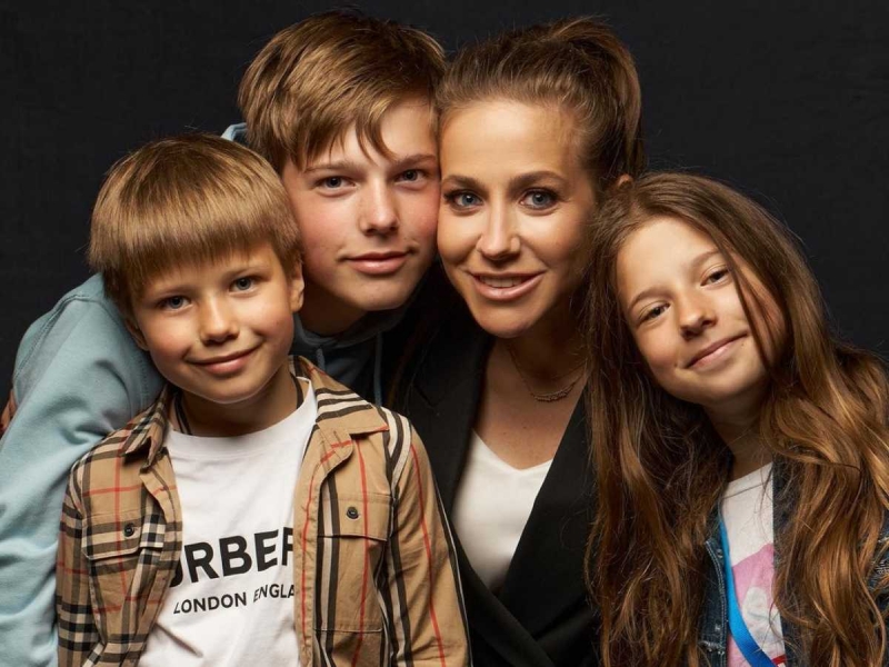 Юлия Барановская показала взрослую красавицу-дочь от Аршавина