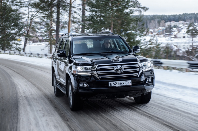 В Сеть просочились чертежи Toyota Land Cruiser 300 2021
