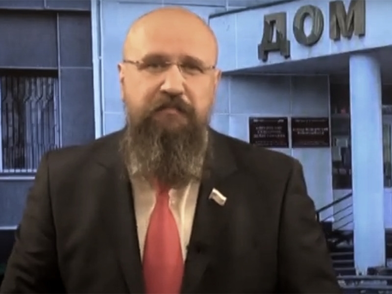 В ХМАО снявшего фильм о хищениях нефти журналиста приговорили к восьми годам колонии за публикацию интимного видео депутата