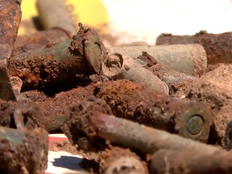 В Волгоградской области на старом боеприпасе подорвались два поисковика, включая подростка