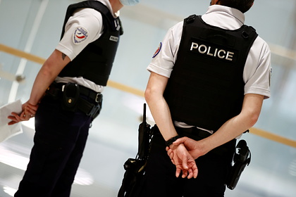 В доме ударившего Макрона мужчины прошел обыск