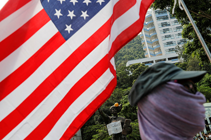 Китай указал на жалкое поведение США