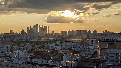 Москвичи инвестируют в премиум-жилье в три раза чаще петербуржцев