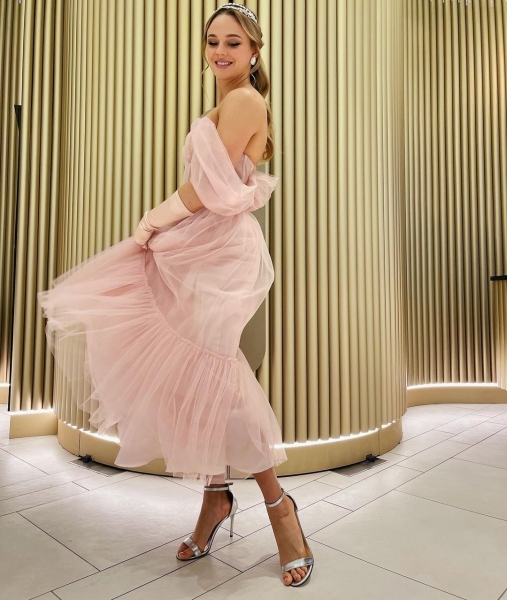 Дзюдоистка-красавица Белодед отправилась в загадочное путешествие