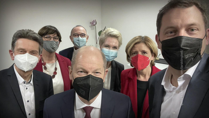 Новый канцлер ФРГ советует готовиться к экономическому кризису