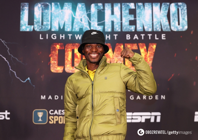 Стало известно, что сказал Ломаченко во время дуэли взглядов с Комми. Видео