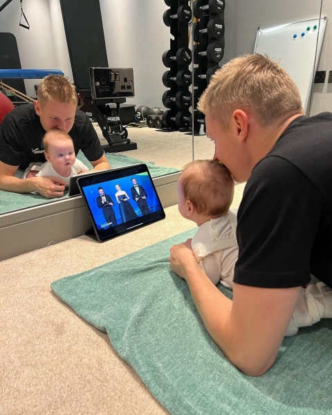 Зинченко категорически отреагировал на шутку Зеленского про свою жену. Видео