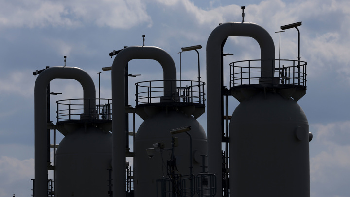 Германия предлагает странам G7 не сокращать инвестиции в добычу углеводородов