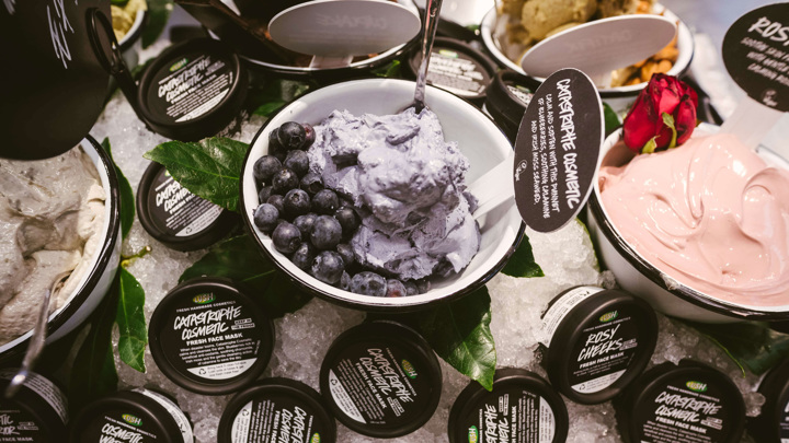 Lush закрывает бизнес в России