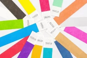 Почему контрольные браслеты часто используются при проведении промо акций?