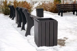 Преимущества парковых диванов из полимерпесчаной смеси