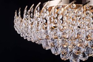 Потолочные хрустальные люстры: украшение для любого интерьера