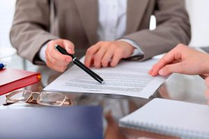 Адвокат по трудовым спорам: услуги, преимущества обращения