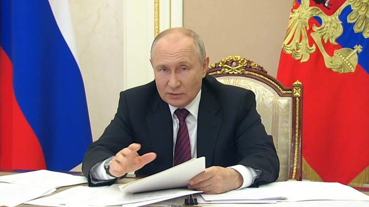 Путин: наши производители занимают ниши ушедших из России компаний