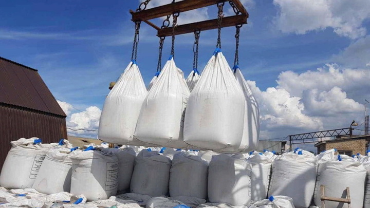 Минпромторг: выпуск минеральных удобрений увеличился на 9%