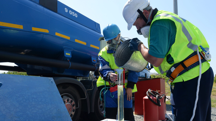 Правительство запретило экспорт бензина с 1 марта по 31 августа