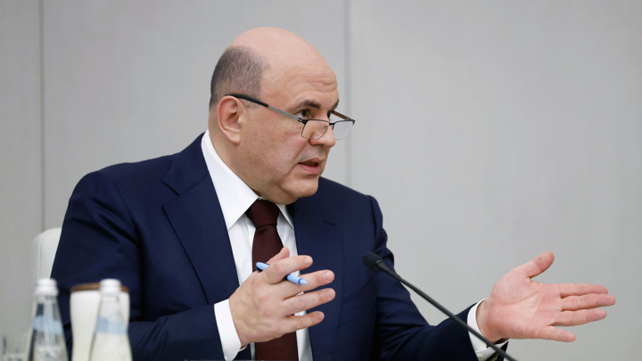 Мишустин: индексация пенсий работающим пенсионерам возобновится с 1 февраля