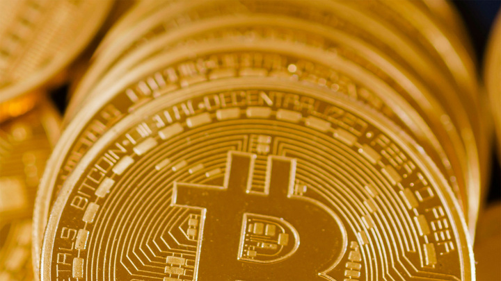 Биткоин обновил рекорд и превысил отметку в 94 тыс. долларов - Новости на Вести.ru