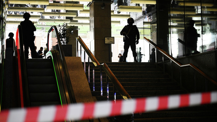 Фигурантам дела о стрельбе возле Wildberries в Москве продлили арест - Новости на Вести.ru