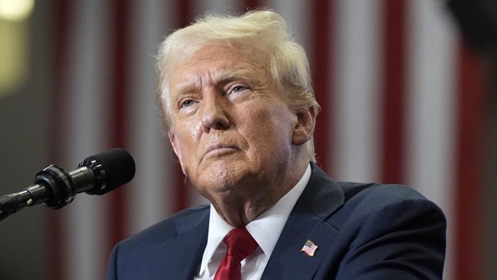 Принадлежащий Маску ИИ Grok призвал казнить Трампа - Новости на Вести.ru