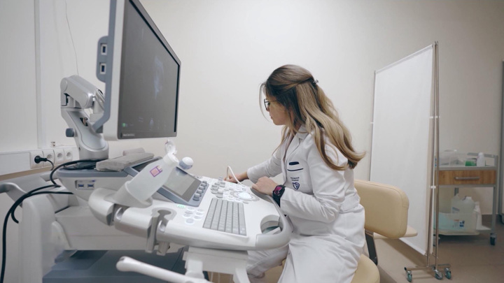 Во Владимирской области беременным студенткам выплатят по 100 тысяч рублей - Новости на Вести.ru