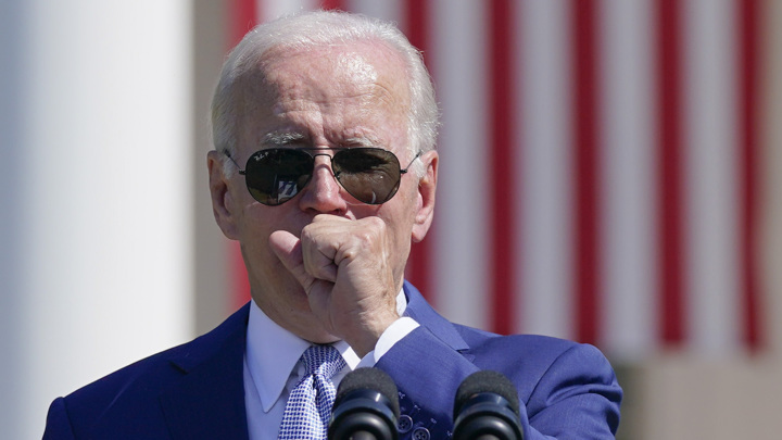 Американист Бенедиктов: демократы мешают Трампу покончить с наследием Байдена - Новости на Вести.ru