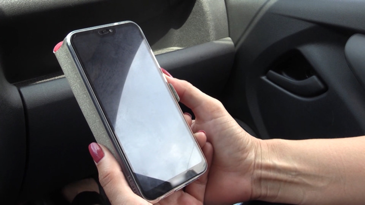 Россияне смогут звонить с мобильного телефона через спутник - Новости на Вести.ru