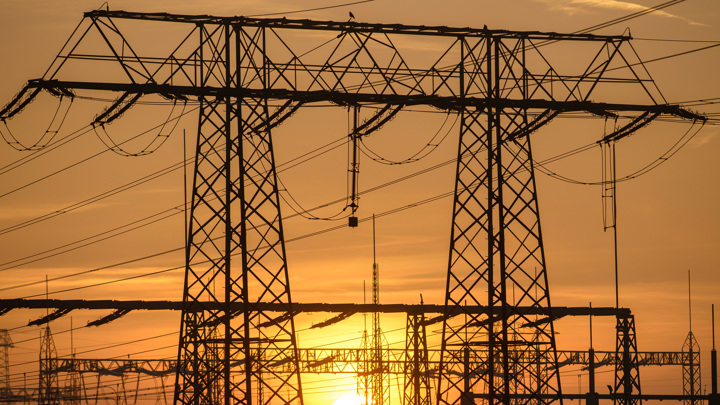 Трамп заявил о договоренности с Путиным прекратить атаки на энергоинфраструктуру - Новости на Вести.ru