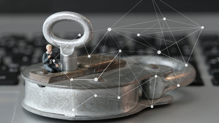 OFAC продлило лицензию для банков РФ на транзакции в сфере атомной энергетики - Новости на Вести.ru