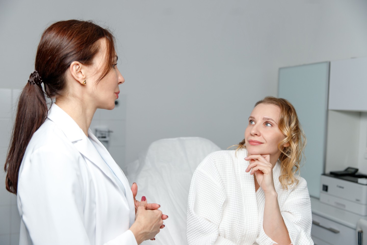 Комбинированная чистка лица: эффективный подход к красоте